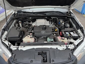 Toyota Hilux DC 2.4 I D-4D Live - 19