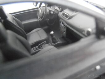 Renault Clio III, Renault R16  1/43 - 19
