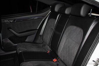 Škoda Superb 2.0 TSI 4x4 Sportline DSG - 19