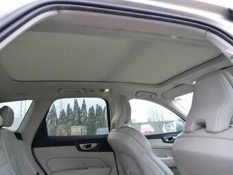 Volvo XC60 T8 Twin Engine Inscription eAWD A/T - 19