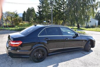 Mercedes-Benz E trieda Sedan 350 CDI Blue Elegance 4matic - 19