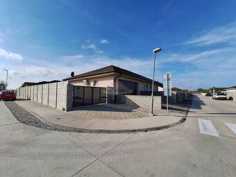 Prenájom novostavby 4i bungalovu s dvojgarážou - 19