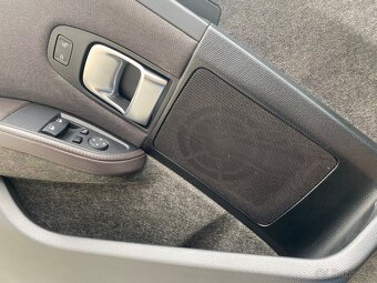 BMW i3 94 Ah REX, 2018 Full výbava - 19