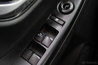 Hyundai ix20 1.4 DOHC 66 kW - 19