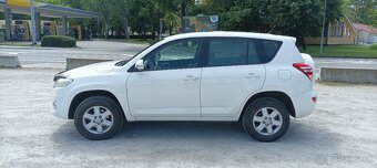 Predám Toyota Rav4, r.v. 12/2011 - 19