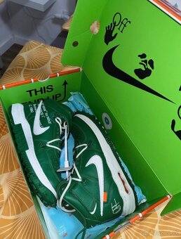 Nike x Off-White Air Force 1 Mid Pine Green - 19