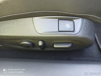 Opel Cascada cabrio 1.6 benzín, koža - 19