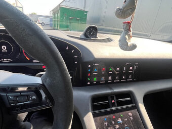 predám porsche taycan turbo ,odpočet DPH - 19