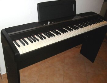 Digitální piano Korg SP-170S: 444