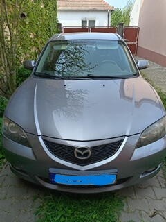 Mazda 3 1,6TX: 1 300