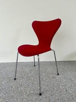 Fritz Hansen Series 7 - 1