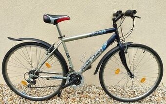 Zachovalý cestný trekingový bicykel