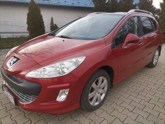 Peugeot 308 SW - 7 miestne