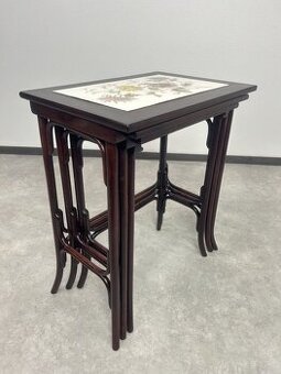 Hniezdové stolíky s keramickou doskou Thonet