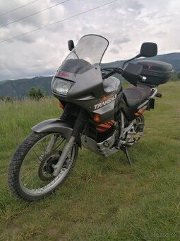 Predám Honda Transalp 600v