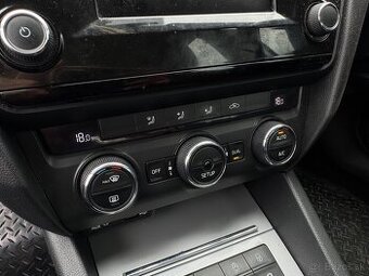 Climatronic octavia 3
