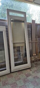 Balkónové plastové dvere 87x247
120€