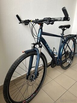 Trekingovy bicykel Cube Delhi pro