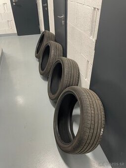 Pirelli 225/45 R17 Run Flat