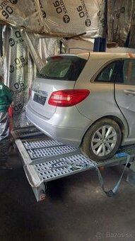 Rozpredám mercedes b200gdi rok12 w246 115kw