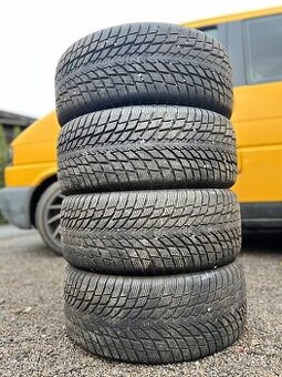 Zimné 225/40 r18 Nokian