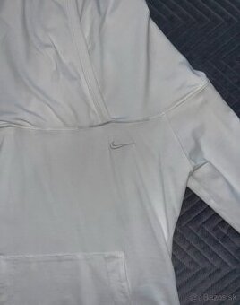 Nike tenká mikina