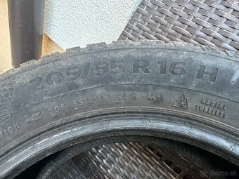 Predám zimné pneu Continental 205/55 R16 H (spolu)