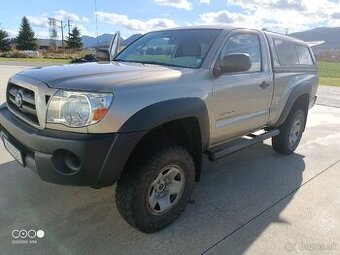 Toyota Tacoma 4x4 - 1
