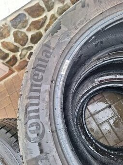 Continental 245/50 R18