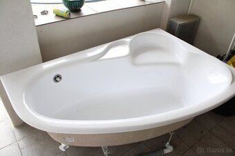 Rohová vaňa 159,5/104,5