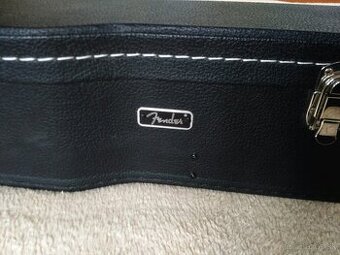 Predam kufor na akusticku gitaru zn.Fender. - 1