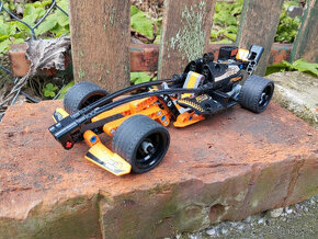 AKCIA - LEGO 42026 Oranžový závodník