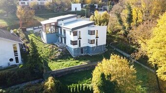 5 izbový rodinný dom, s pozemkom 1316m2, Trenčianske Teplice