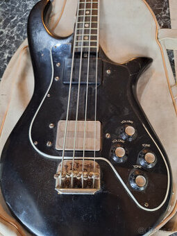 basová gitara
