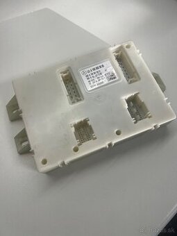 Mercedes Benz SAM modul W166 ML zadný A1669000805