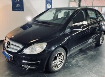 Mercedes-Benz B180CDI
