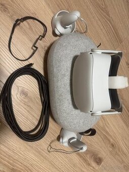 Meta Quest 2 VR okuliare – komplet balenie