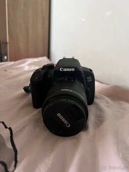 Canon eos 700d