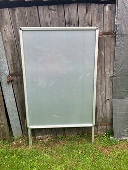 Reklamná tabuľa OfficeCity veľkosti A1 s hliníkovým rámom