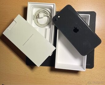 iPhone SE 2020 64GB Black / 100% batéria