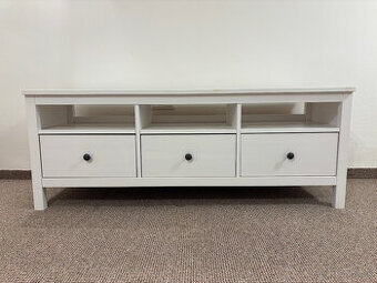 Skrinka na TV - Ikea Hemnes