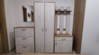 Chodbová zostava (biela+dub)