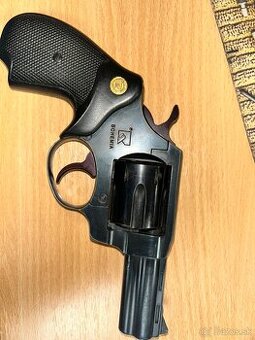 Revolver Holek 38 sp. 3”.