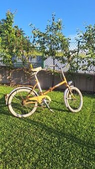 Starožitný skladací bicykel v pôvodnom stave