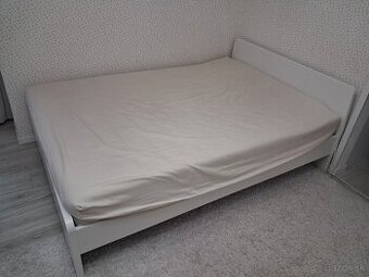 Ikea posteľ s matracom