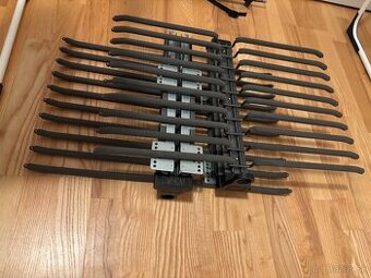 Výsuvný vešiak na nohavice horný