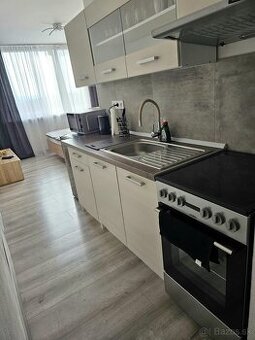 Prenájom 1 izbový byt