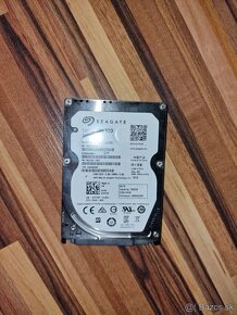 Predám pevné disky 1000GB/2,5" HDD/5400rpm/harddisk