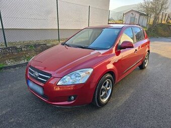 Kia Ceed 1.4benzin,95 400km,1.majiteľ,nová stk