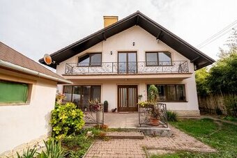 Rodinný dom v blízkosti obchodného domu Tesco v Lučenci